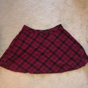 Red and black plaid skirt by Forever 21